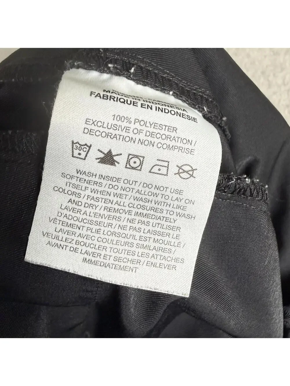 Nike Men's Size Small Black Ankle Length Jogger Pants Drawstring Athleisure
